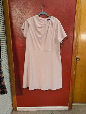 Maggy London sz 16W Soft Blush Draped Midi Dress